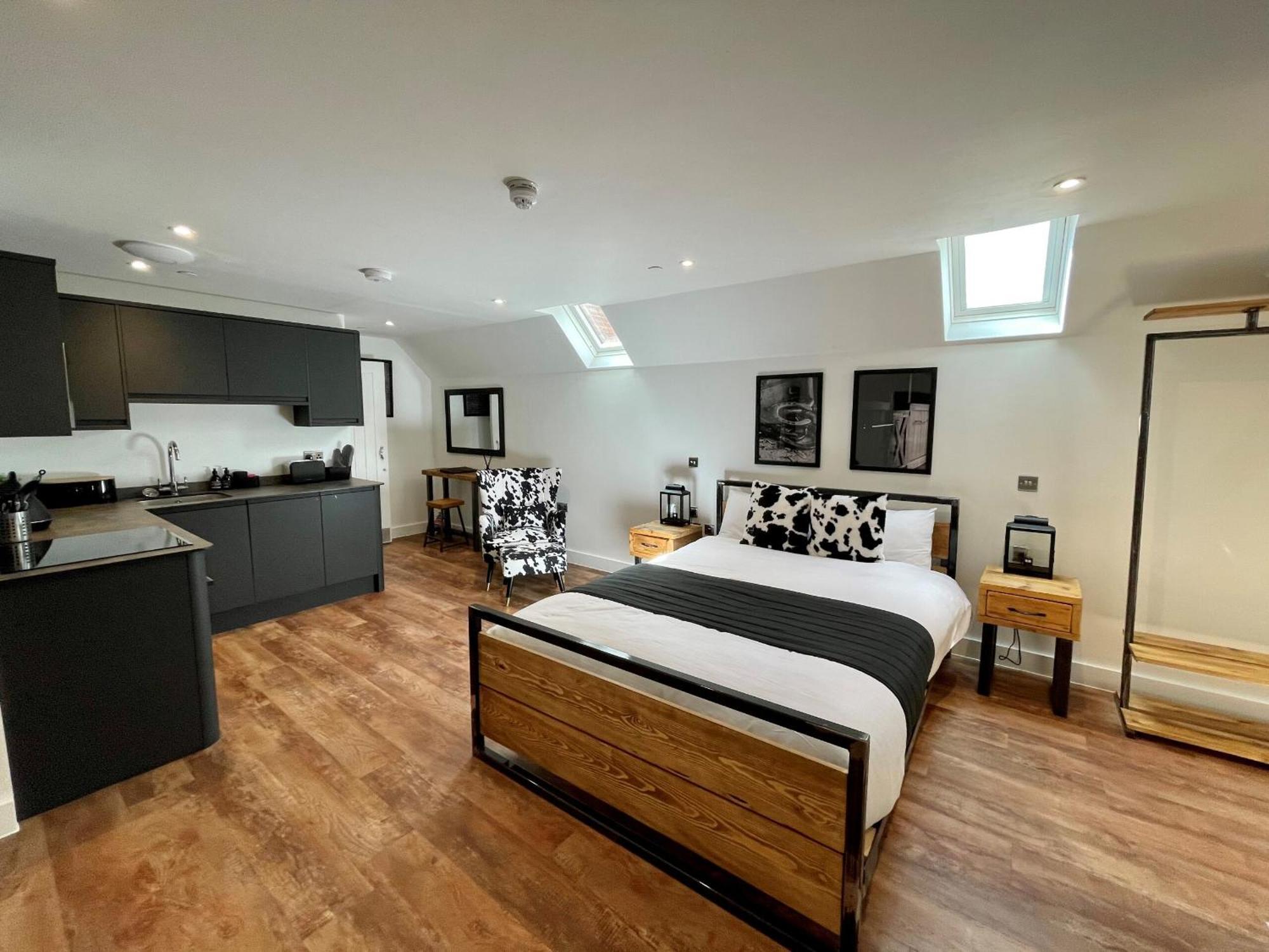 Booking Urban At Stisted Braintree Bilik gambar